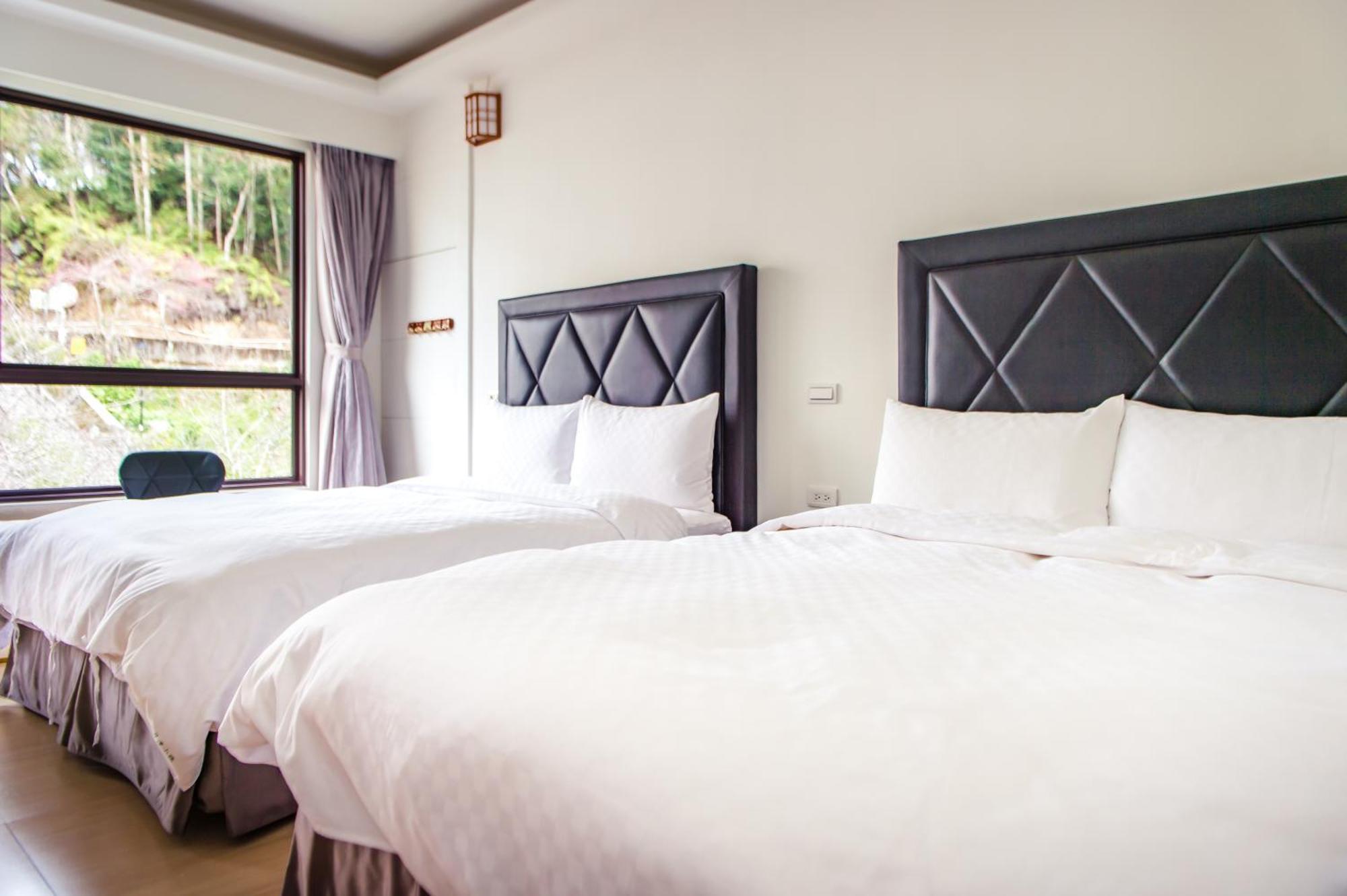 Moonlake B&B Yuchi Bilik gambar