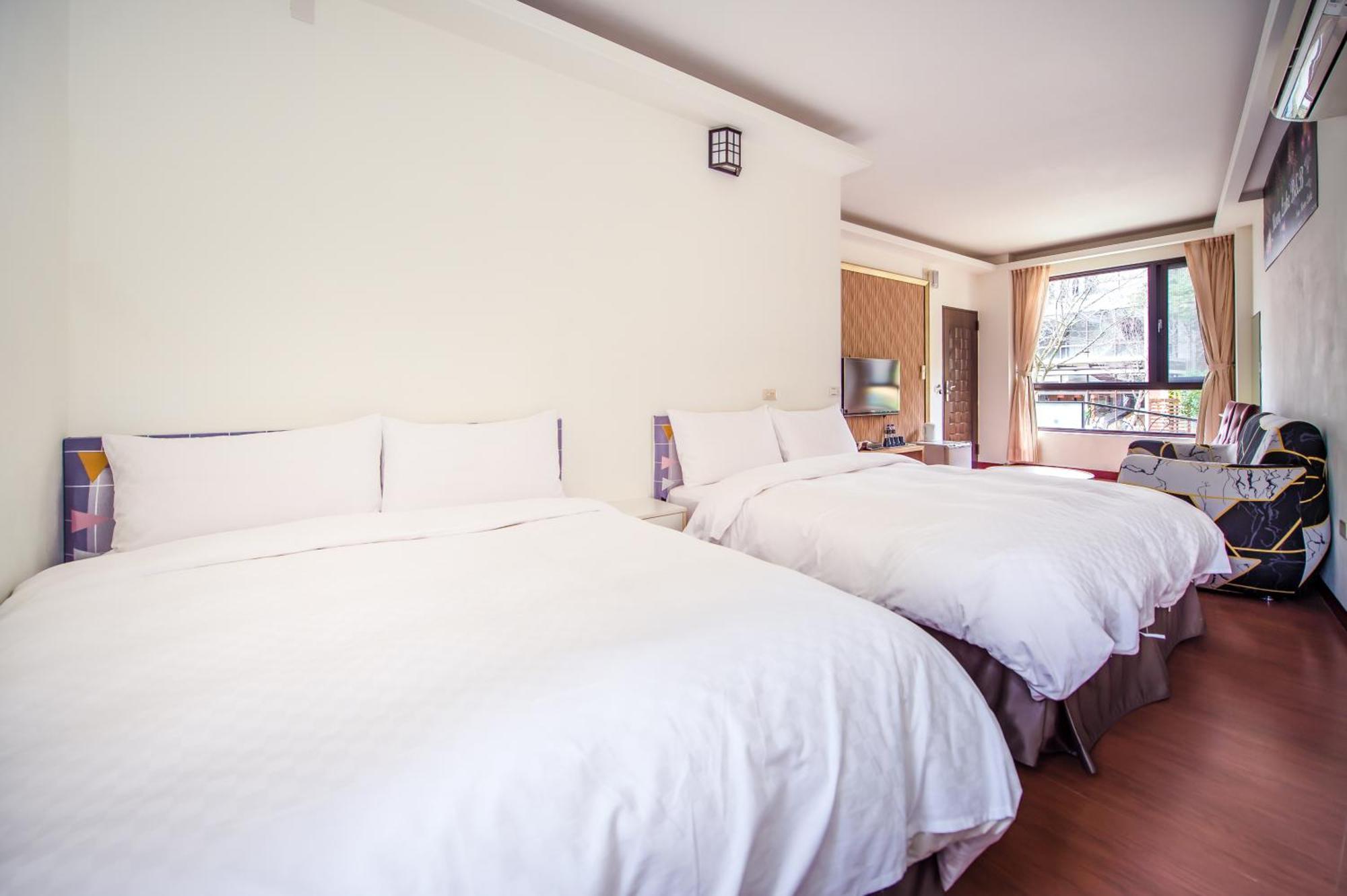 Moonlake B&B Yuchi Bilik gambar
