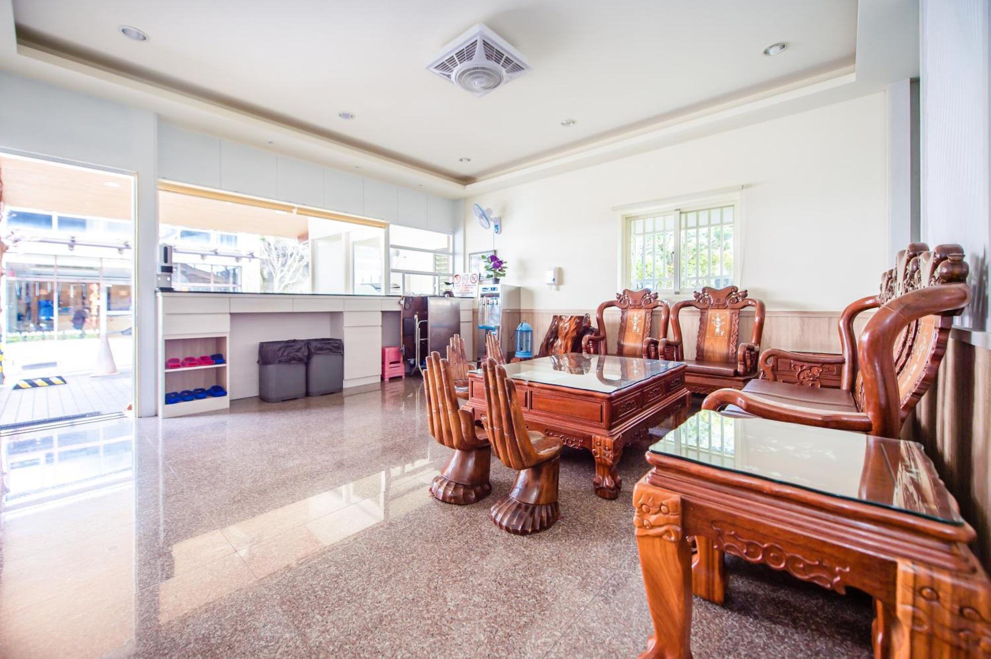 Moonlake B&B Yuchi Bilik gambar